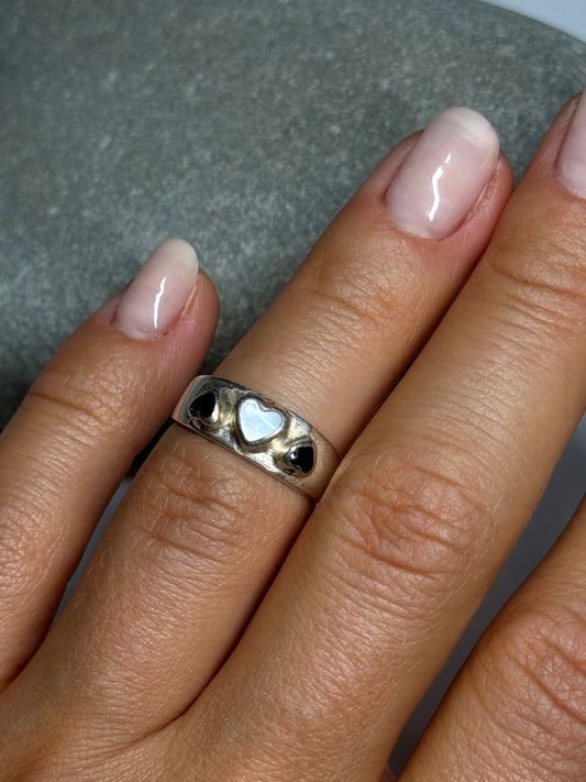 925 Sterling Silver Abalone & Enamel Hearts Ring Size 5