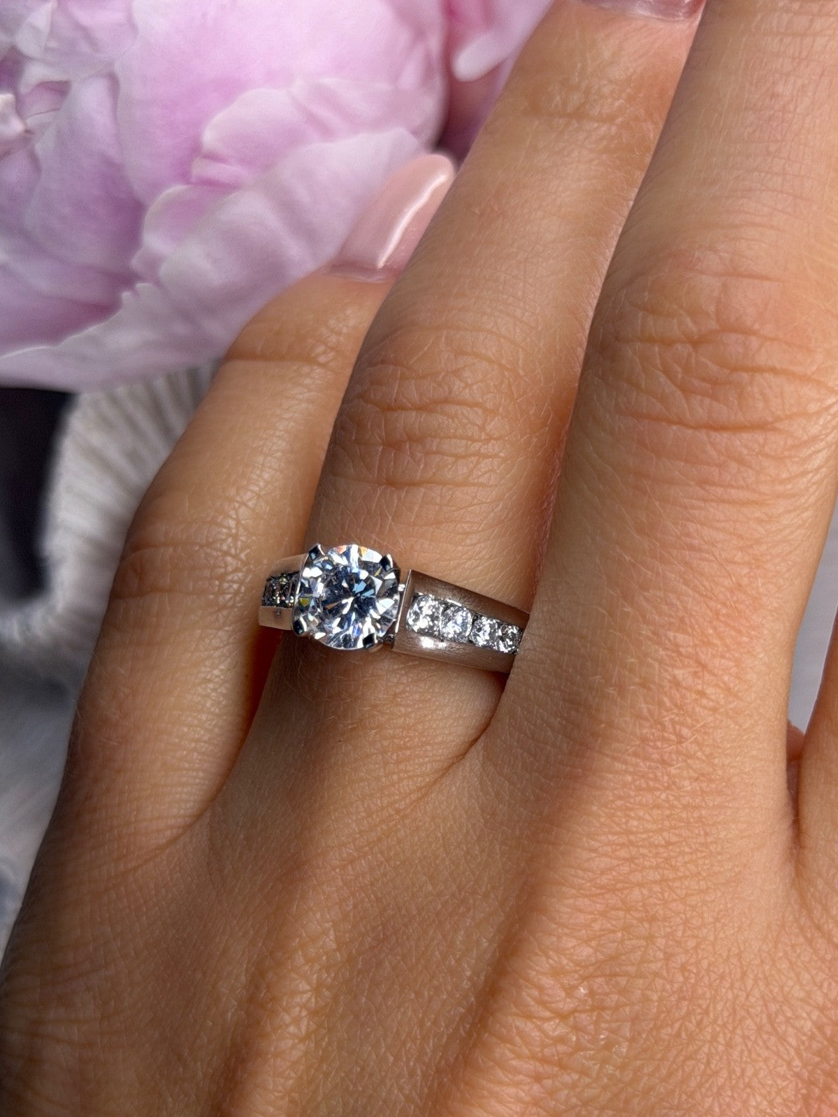 GOC 925 Sterling Silver Cz 1.97 tcw Ring Size 7