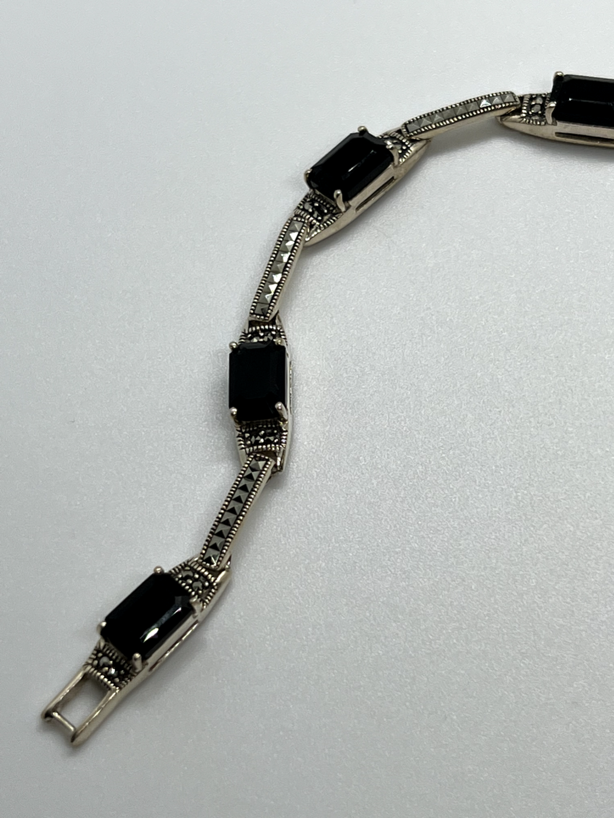 925 Sterling Silver Agate & Marcasite Bracelet