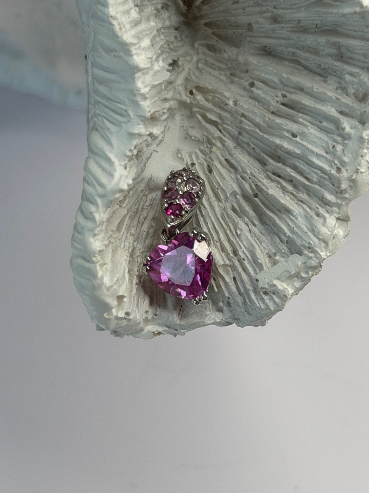 10K White Gold Pink Topaz Heart Pendant