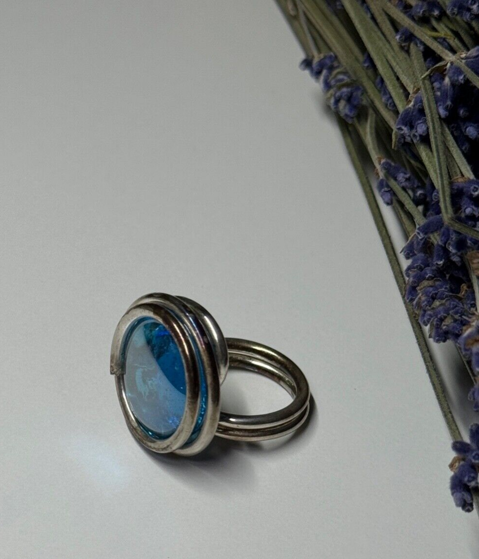 Modern Art Design Blue CZ Ring Size 6