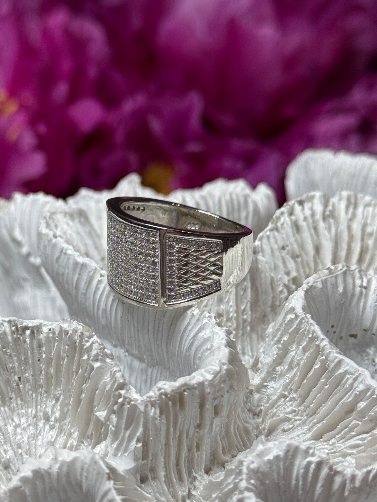 925 Sterling Silver Diamonds Ring Size 8.5