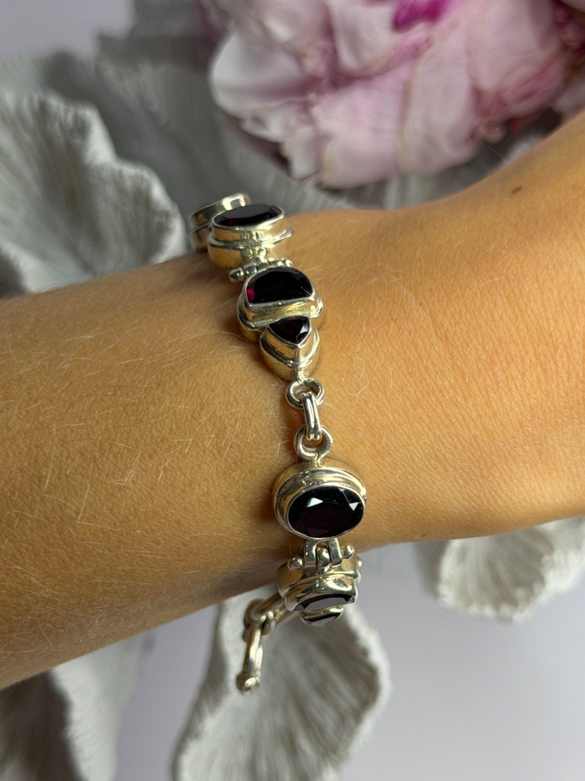 925 Sterling Silver Garnet Bracelet Length 7-7.5