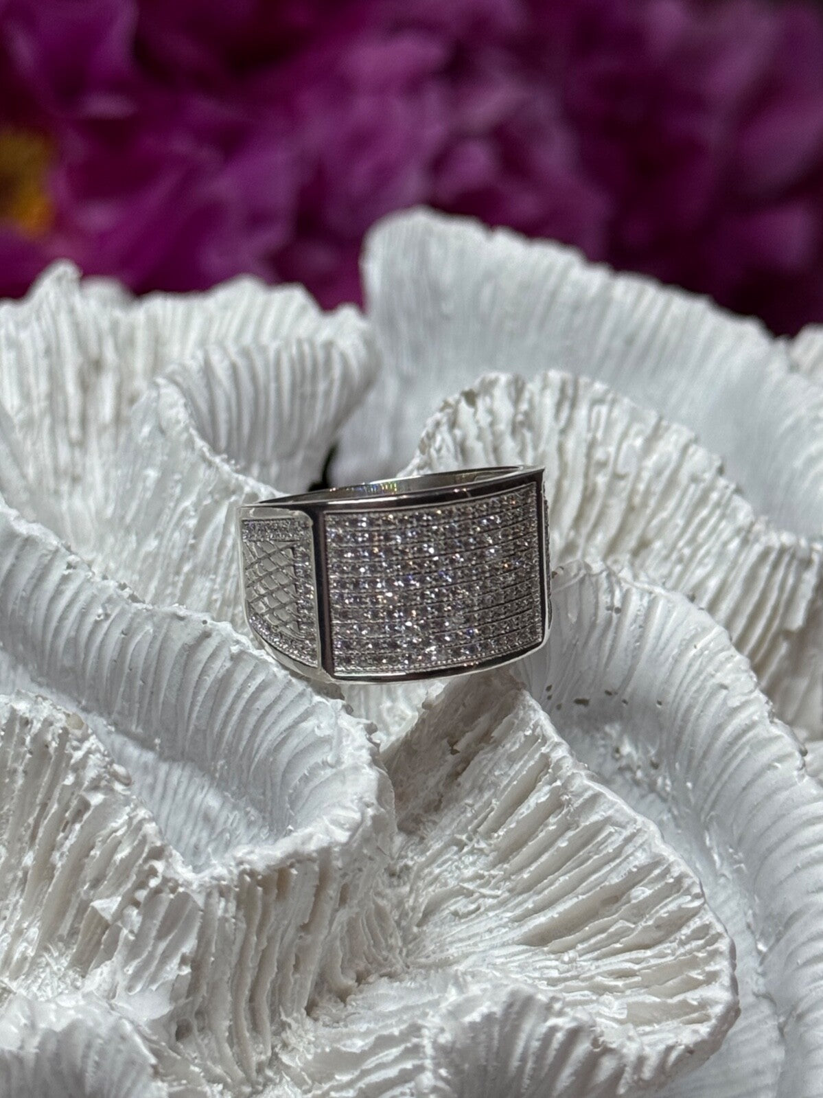 925 Sterling Silver Diamonds Ring Size 8.5