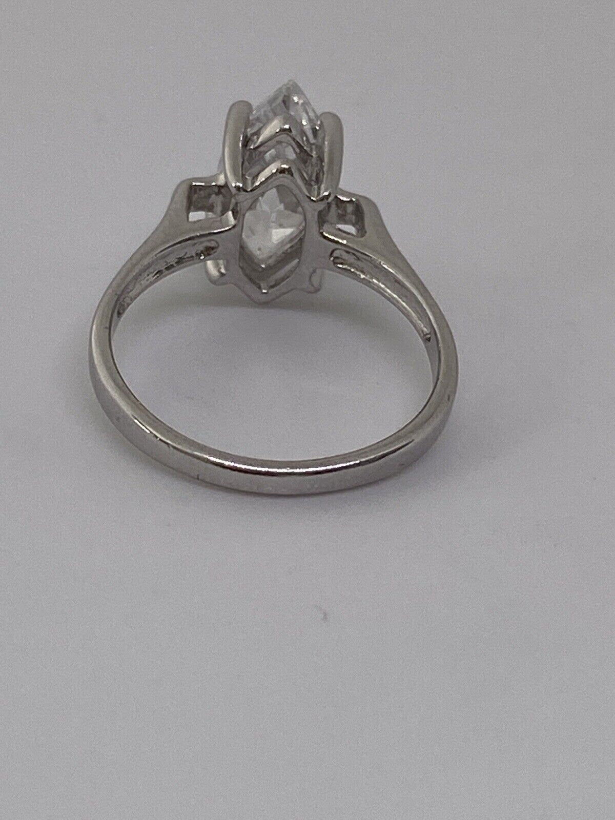 925 Sterling Silver CZ Ring Size 5