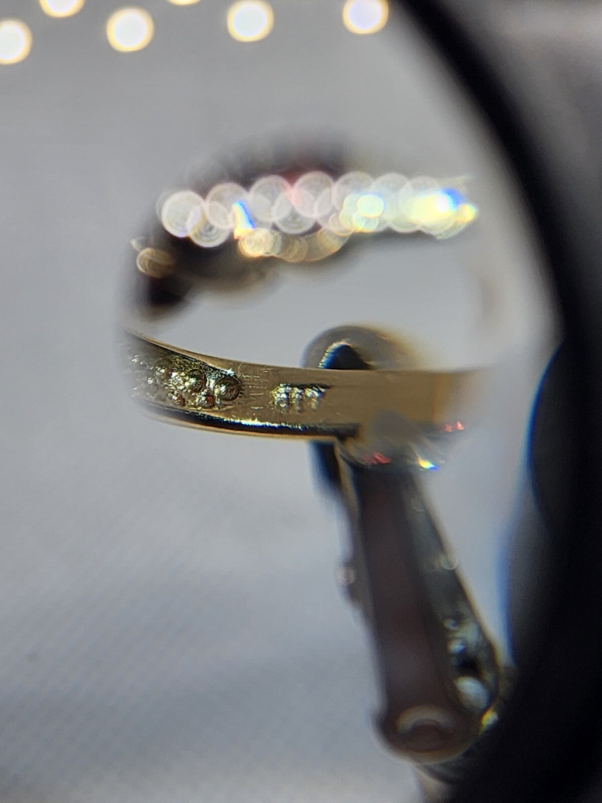 10K 417 Yellow Gold & Garnet Ring MW Size 6