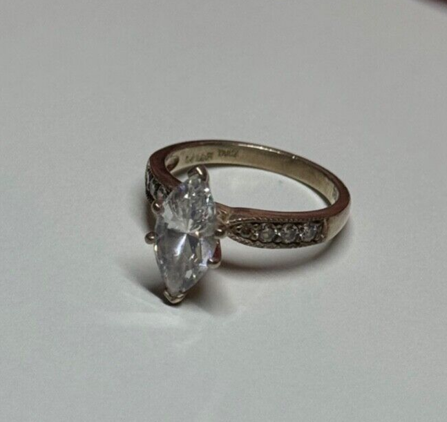 925 Sterling Silver CZ Ring Size 5.5