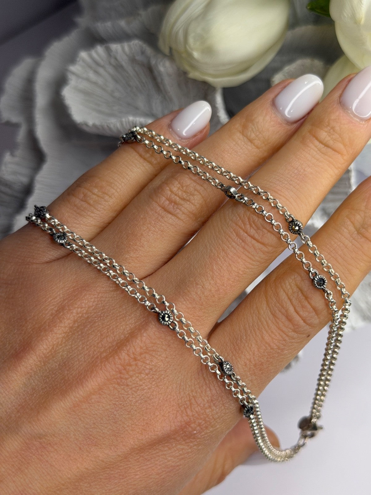 Beautiful 925 Sterling Silver Hematite Necklace Length 32 in
