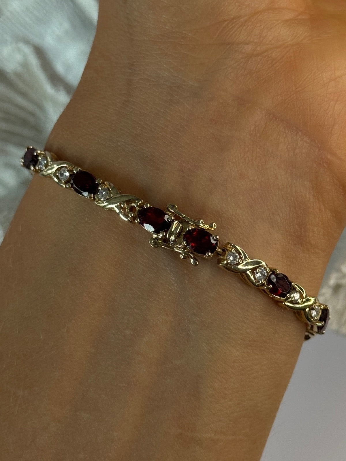 925 Sterling Silver Garnet & Beryl Bracelet Length 7
