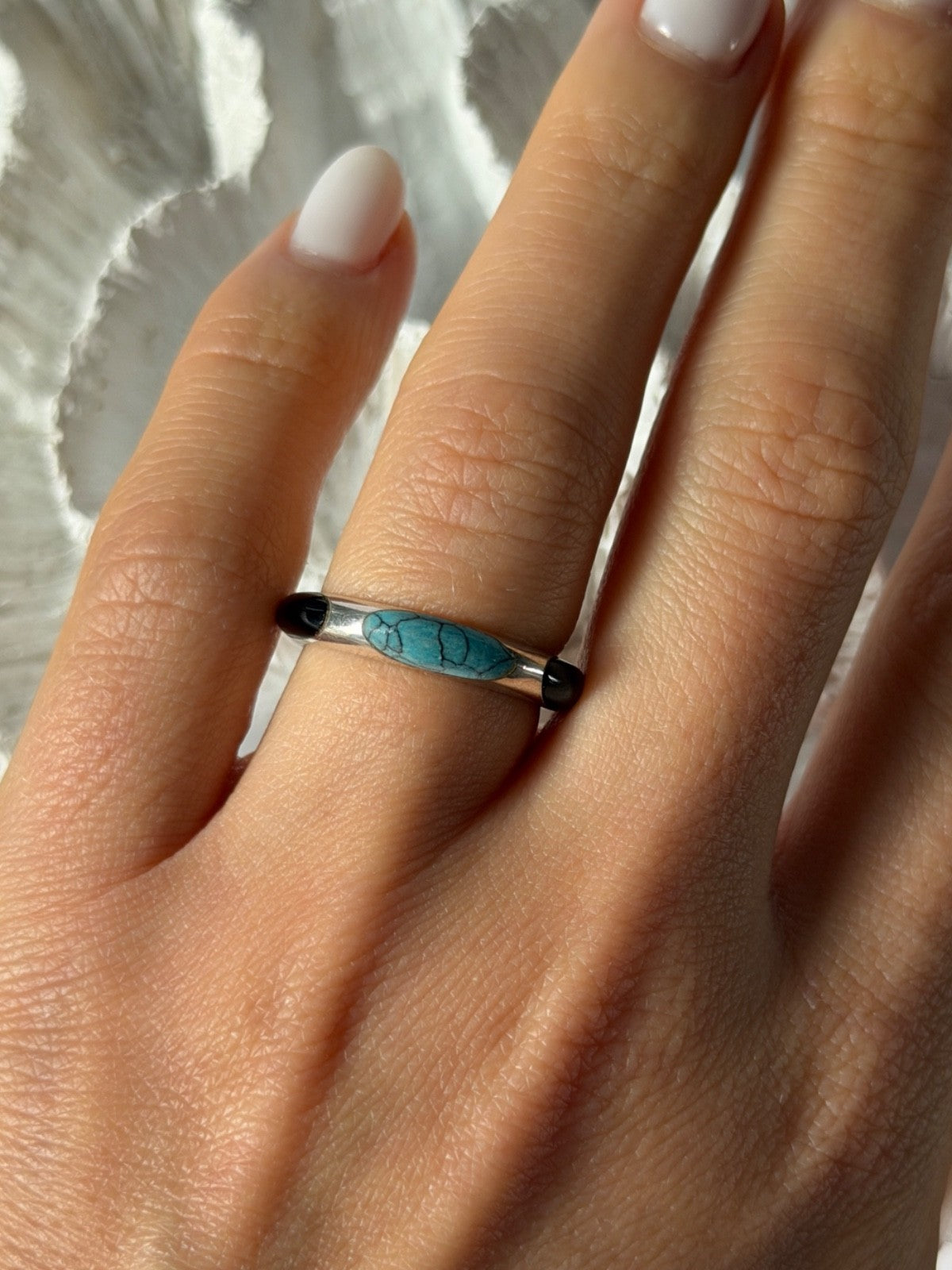 925 Sterling Silver Turquoise & Onyx Ring Size 7