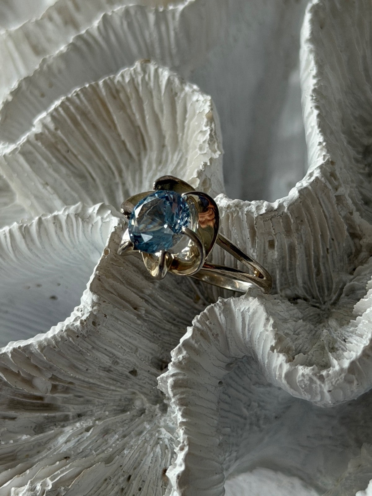 925 Sterling Silver Blue Cz Flower Ring Size 7