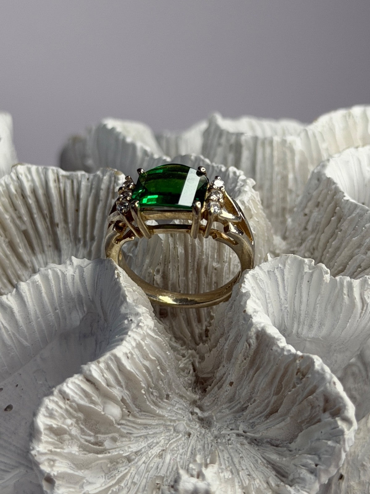 925 Sterling Silver Green Crystal & Cz Ring Size 7