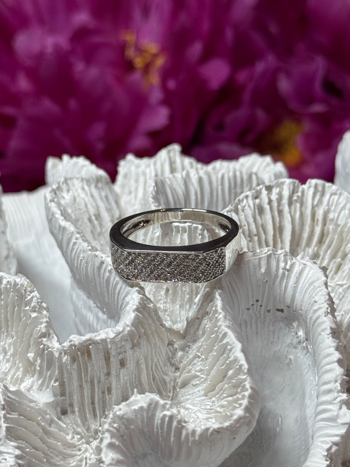 925 Sterling Silver Diamonds Ring Size 9.25