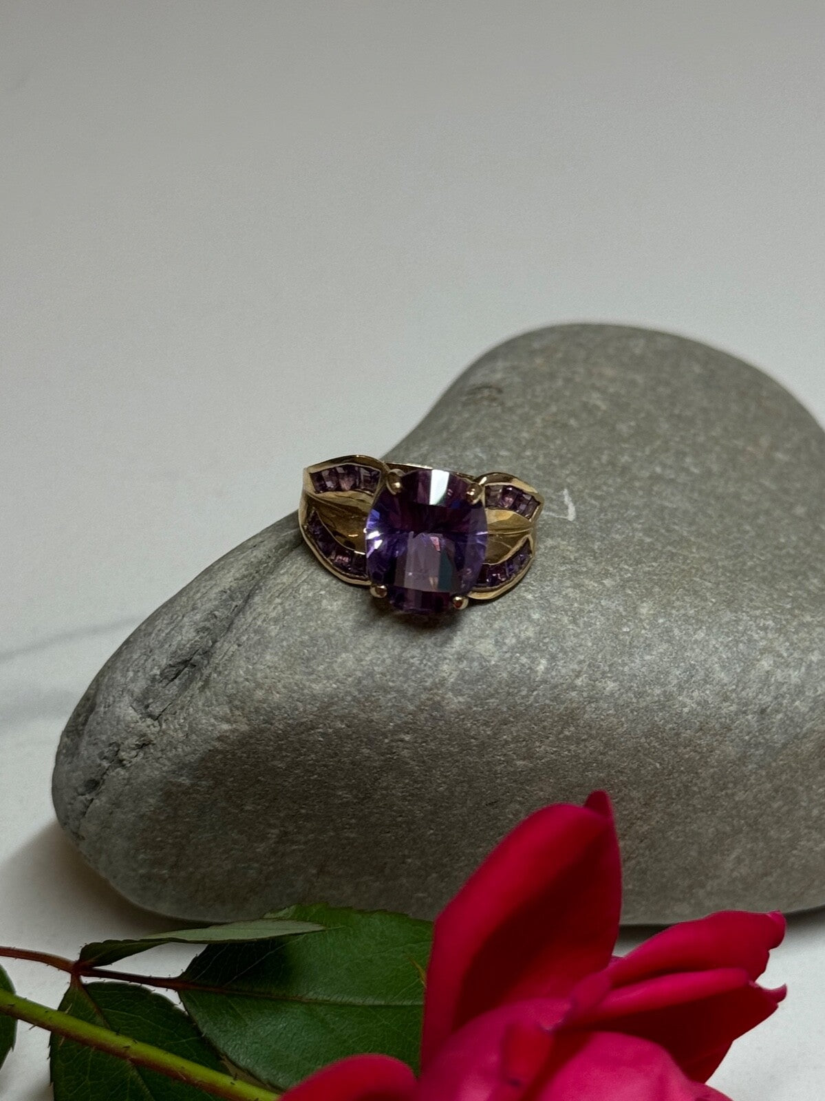 10K Yellow Gold Amethyst Ring Size 7