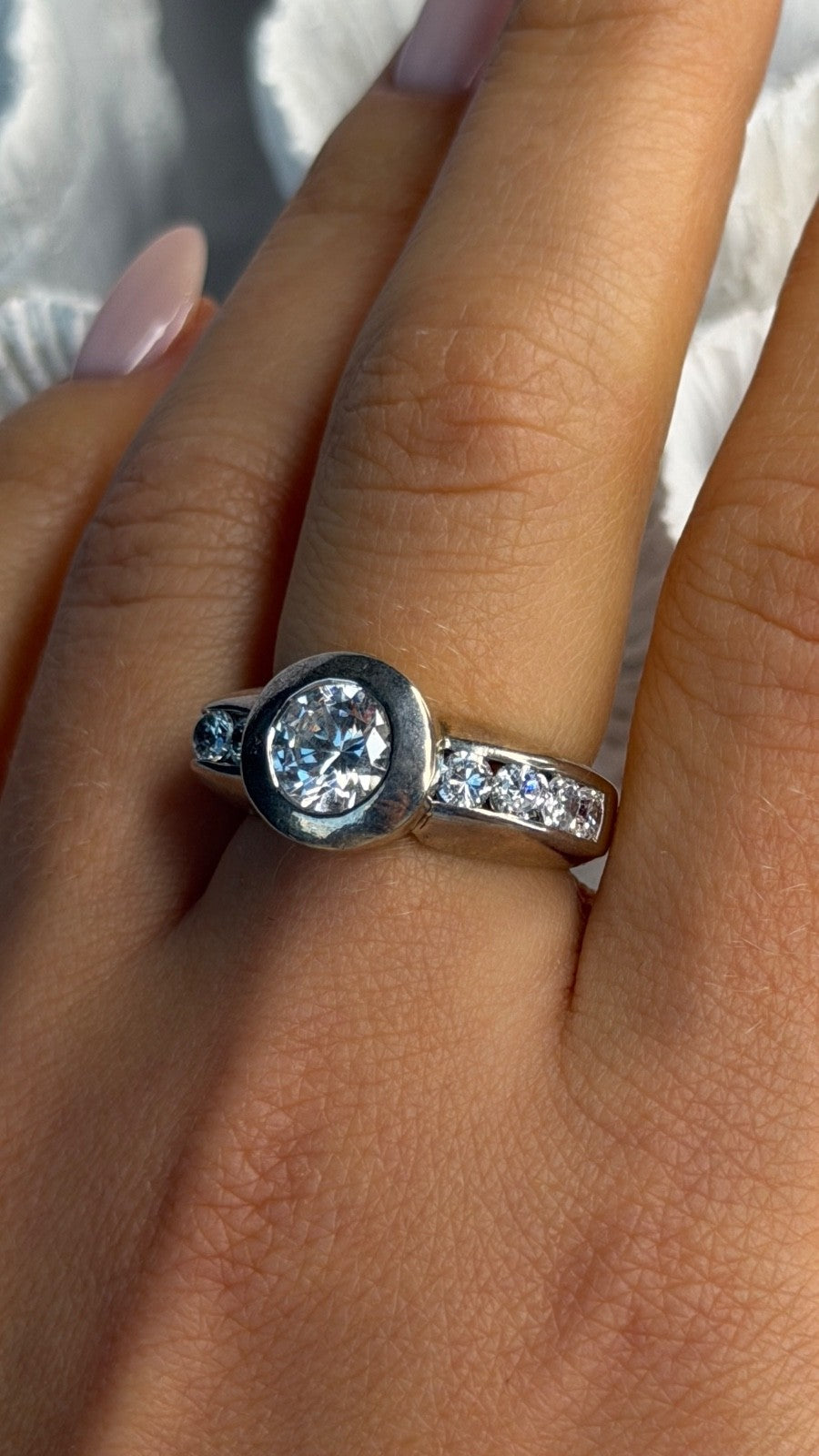 Elegant 925 Sterling Silver Cz Ring Size 8
