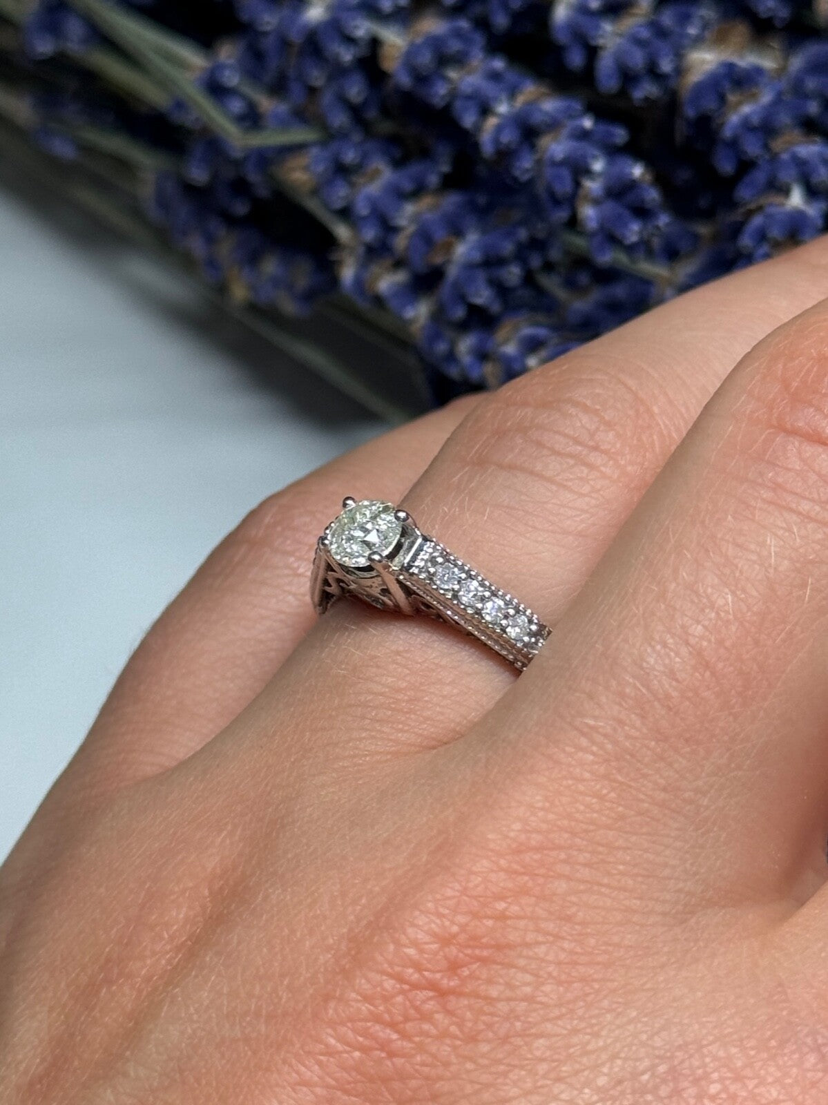 10K White Gold Ring Sapphire Size 6.5