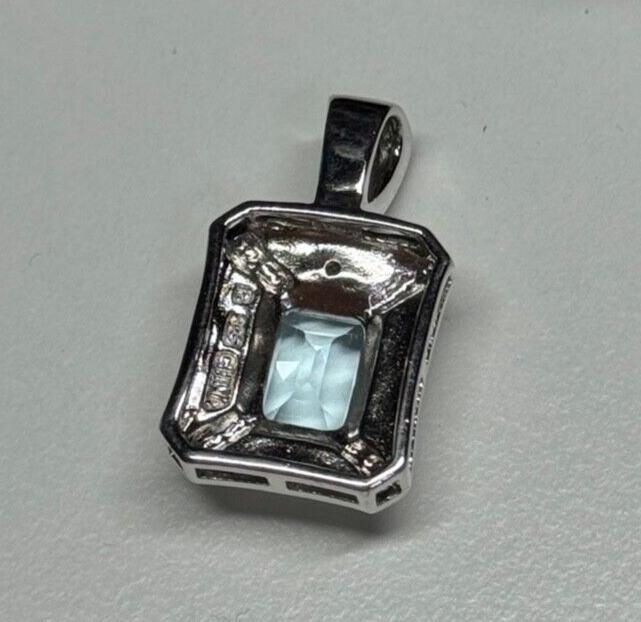 925 Sterling Silver Topaz Pendant