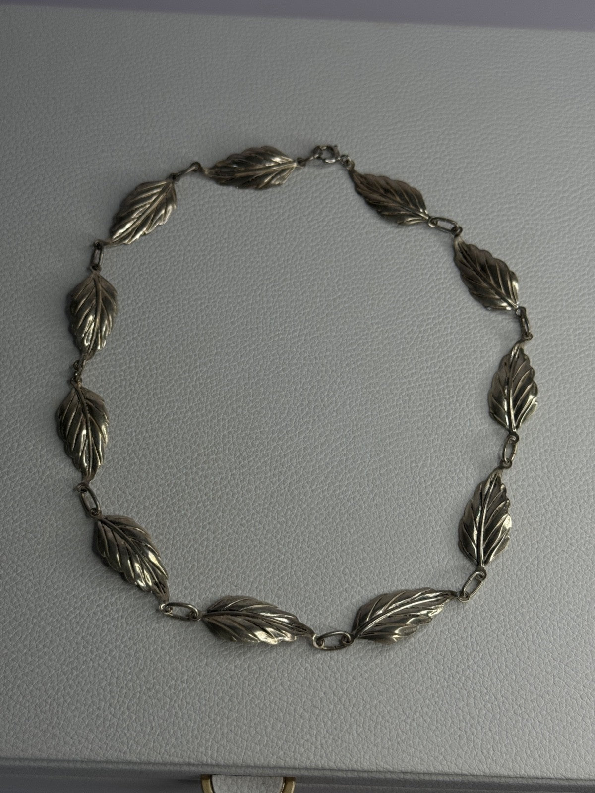 Danecraft 925 Sterling Silver Leaves Necklace Length 15 Inch