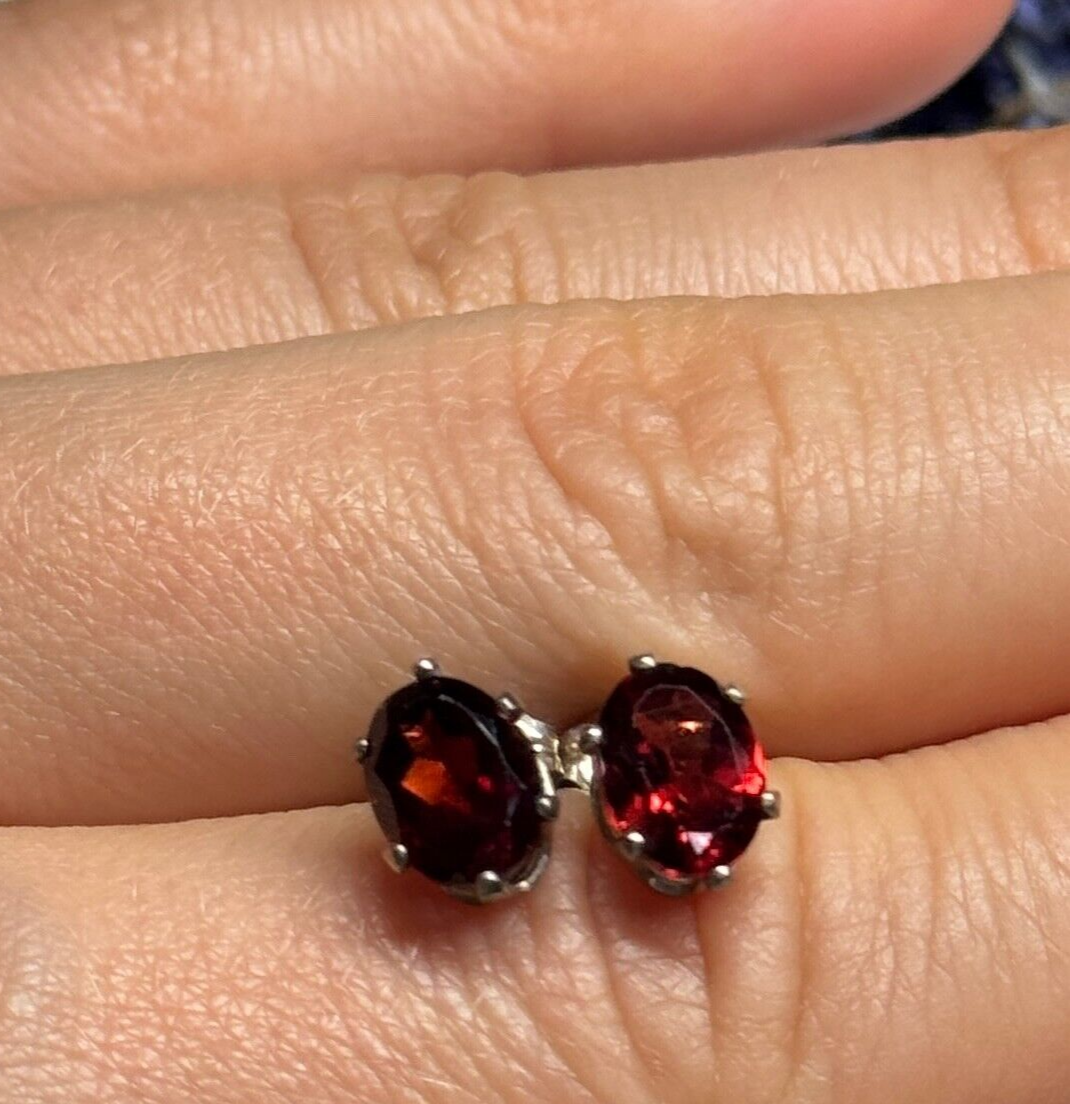 925 Sterling Silver Garnet Earrings