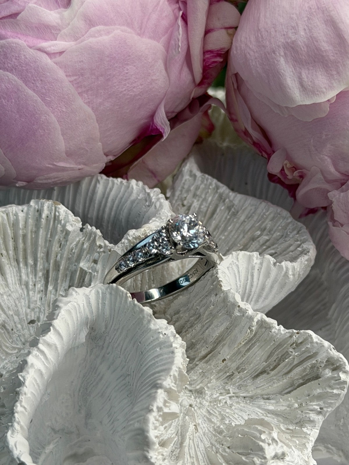 GOC 925 Sterling Silver tcw 1.48 Cz Ring Size 7