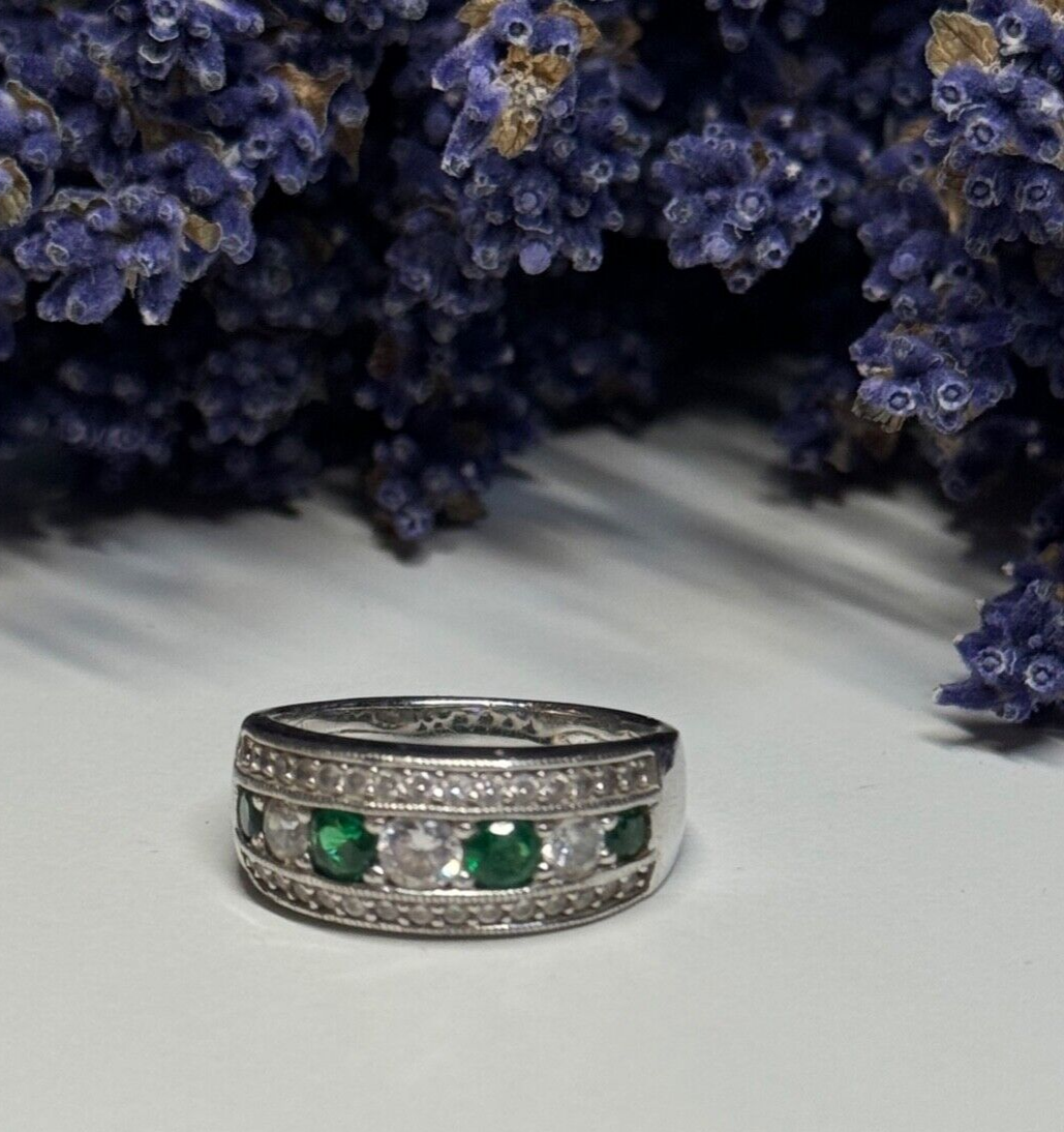 925 Sterling Silver CZ Ring Size 8