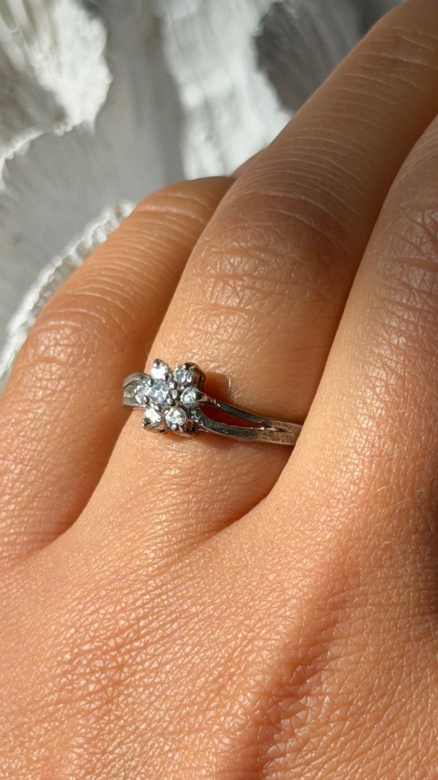 925 Sterling Silver White Topaz Flower Ring Size 6