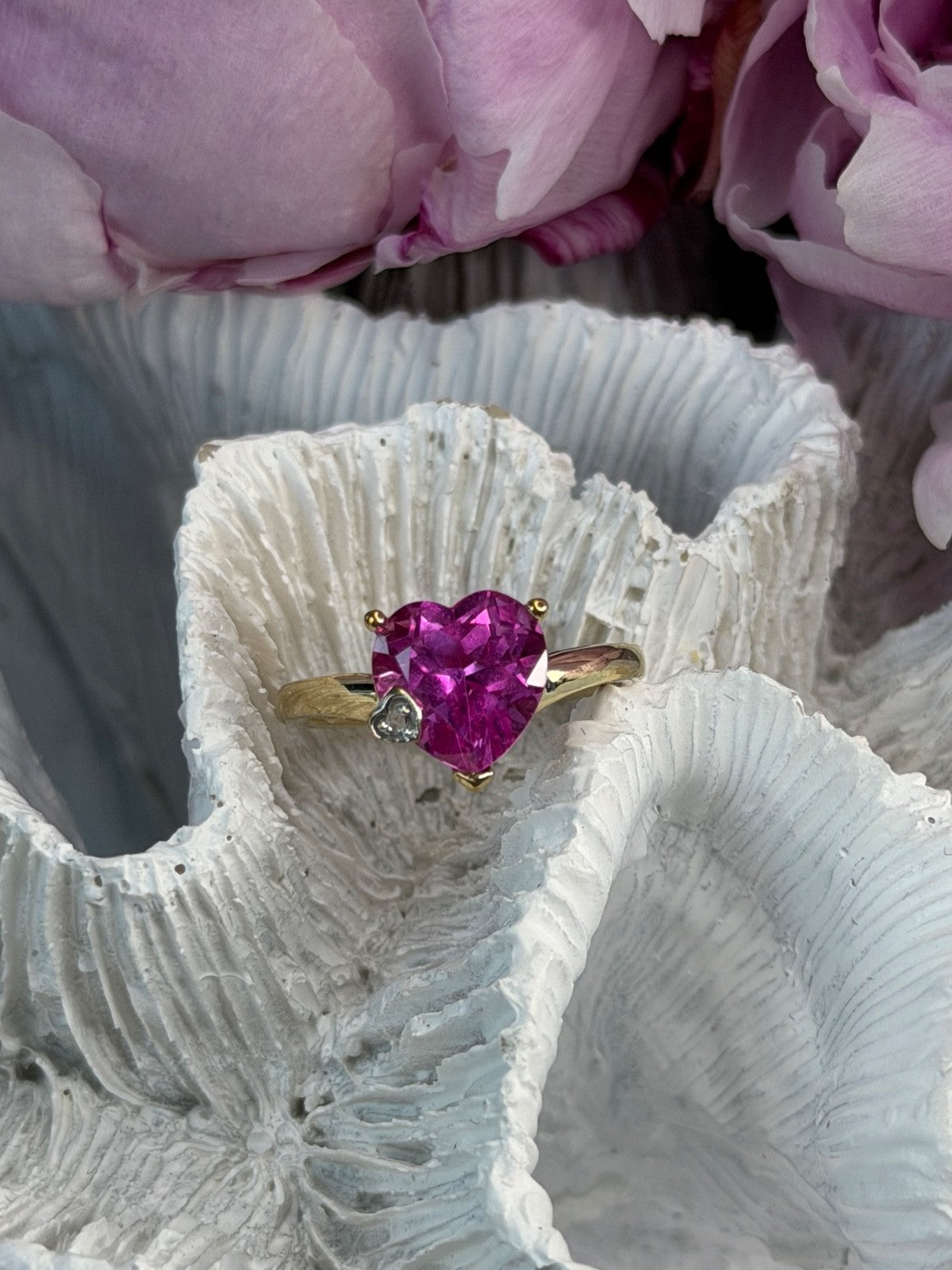 GTR 10K Yellow Gold Pink Sapphire Heart & Diamond Ring Size 7