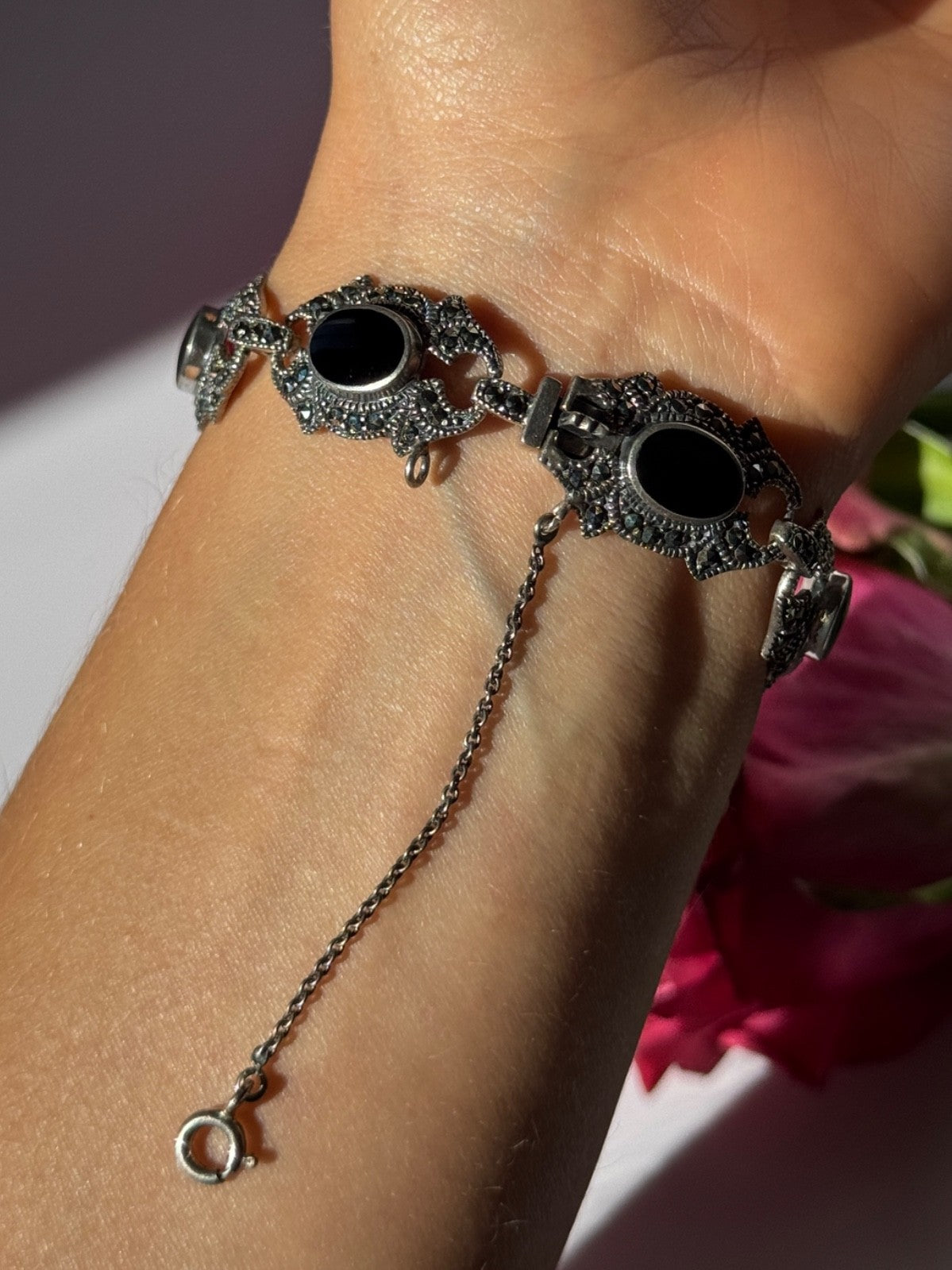Vintage 925 Sterling Silver Onyx & Marcasite Bracelet 7 Inch