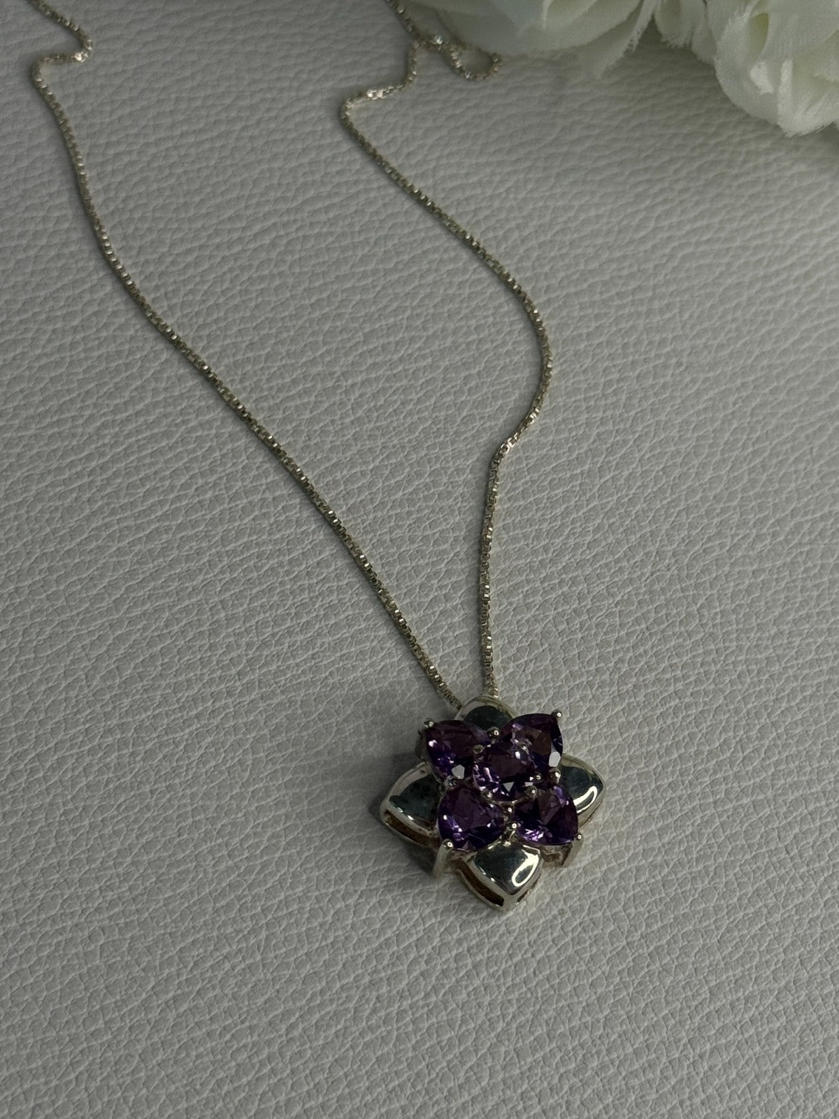 925 Sterling Silver Amethyst Flower Necklace Length 20 Inch