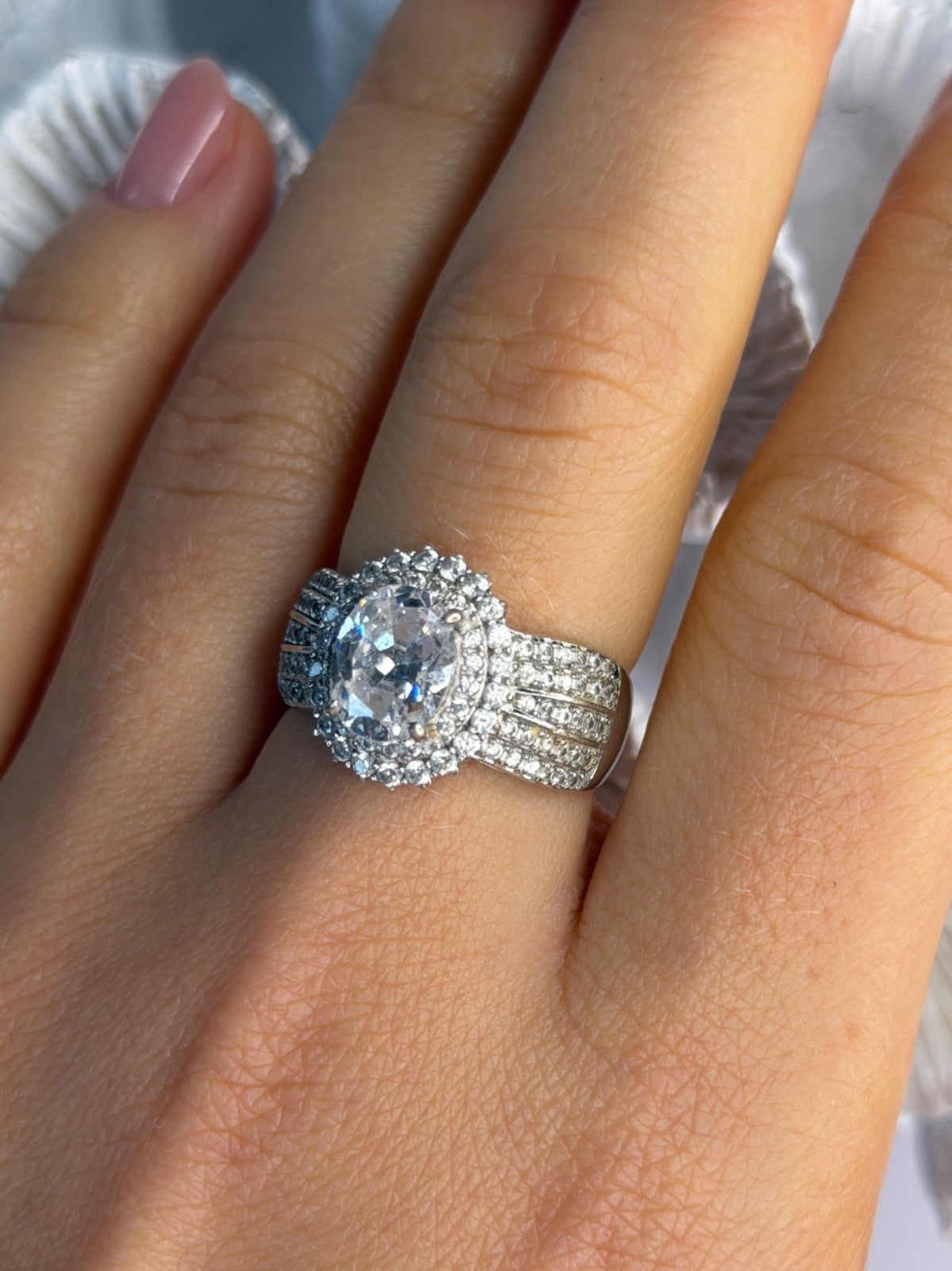 Beautiful 925 Sterling Silver Cz Ring Size 8