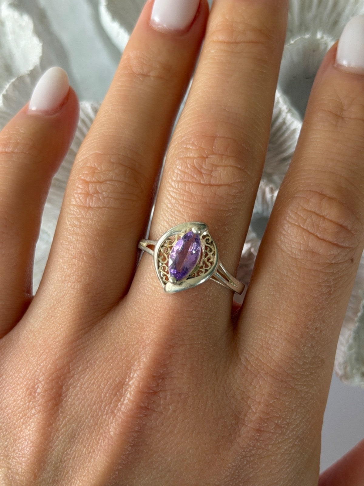Avon 925 Sterling Silver Amethyst Ring Size 10