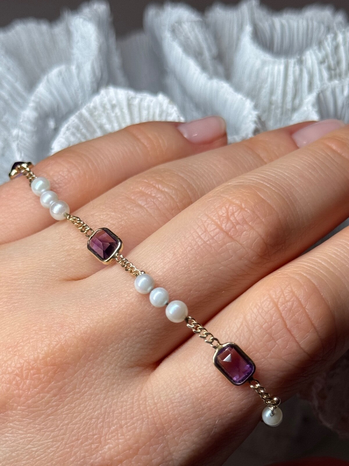 14K Yellow Gold Amethyst & Pearls Bracelet Length 7