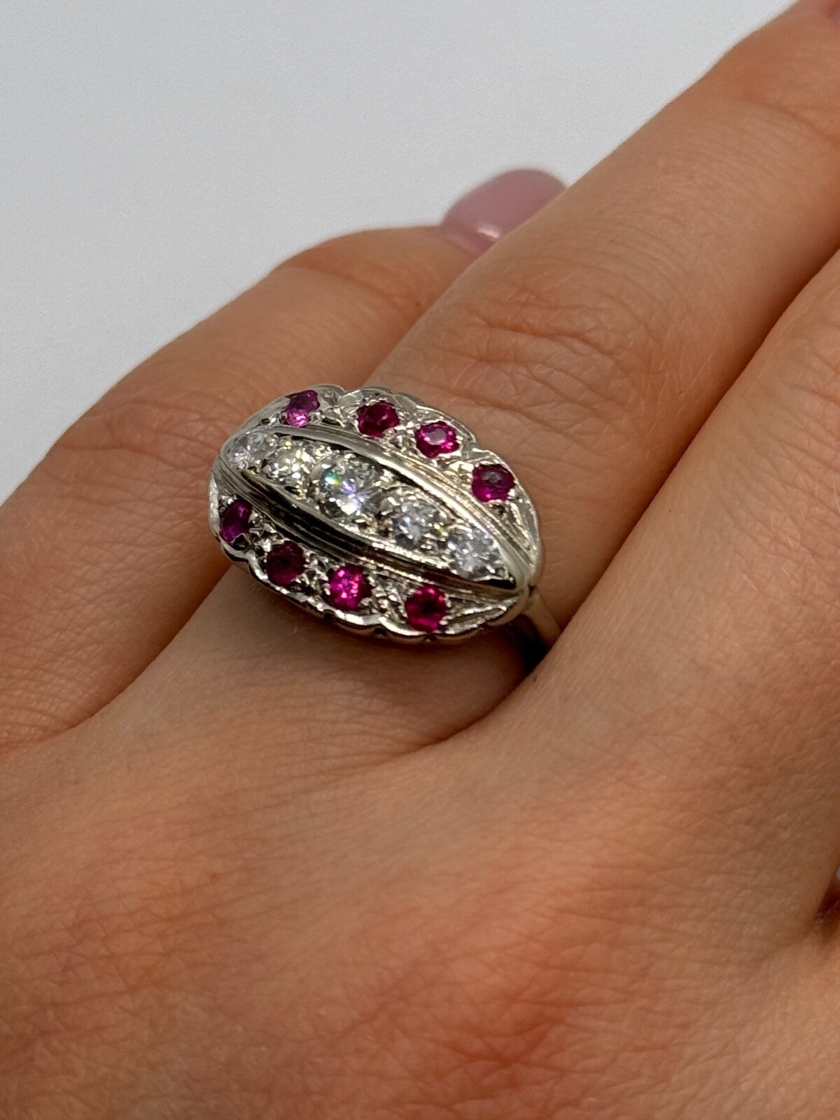 14K White Gold White & Pink Topaz Ring Size 5.5