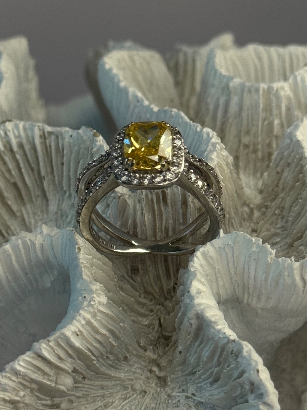 925 Sterling Silver Citrine & Beryl Ring Size 8