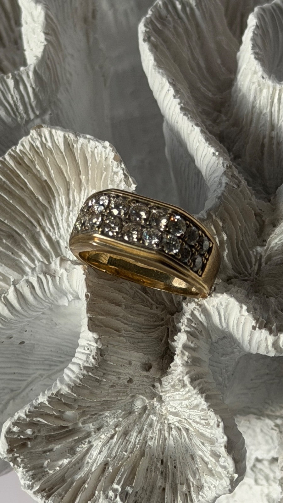 Men's 10K Yellow Gold Diamond 3 ct Ring Size 11.5