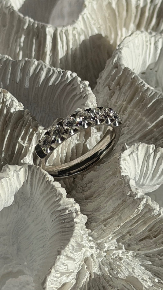 Custom 14K White Gold Diamond 0.85 ct Ring Size 8