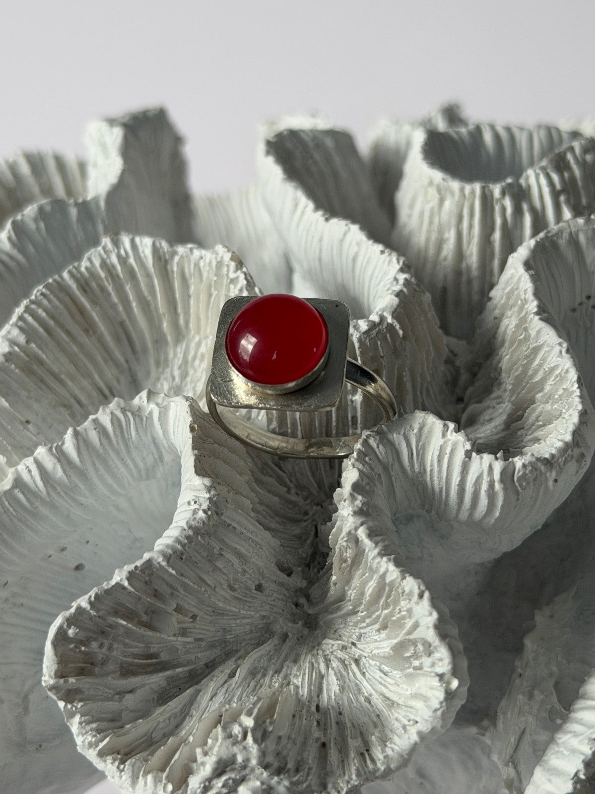 Vintage 925 Sterling Silver Red Coral Ring Size 8