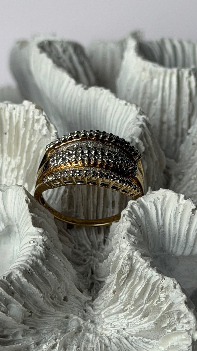 14K Yellow Gold Diamonds 1 carat Ring Size 7