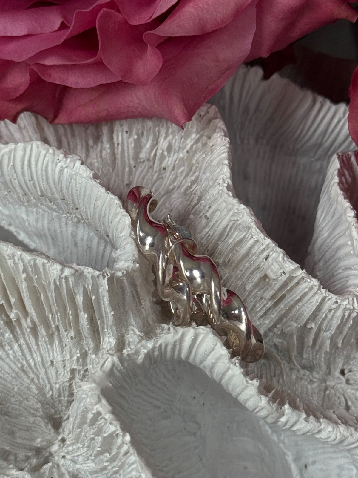 Elegant Design 925 Sterling Silver Hoop Earrings