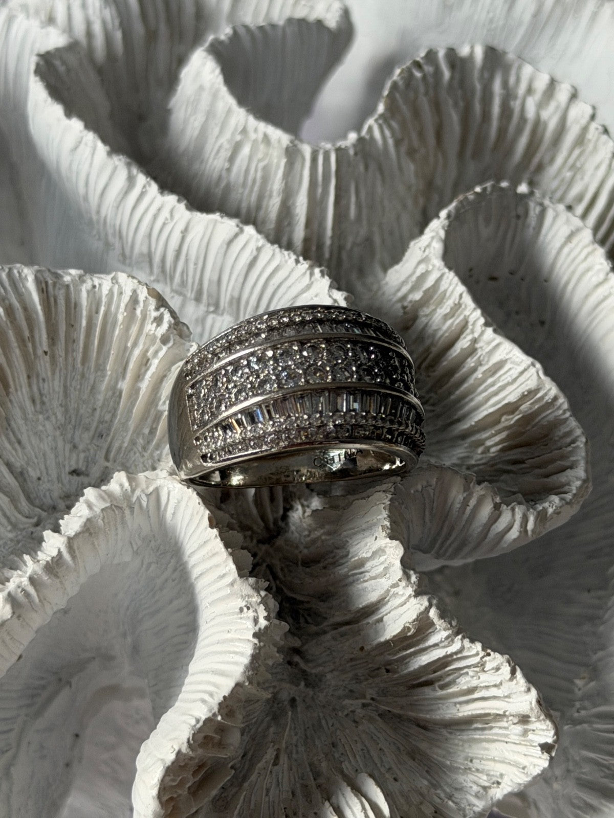 Elegant Design 925 Sterling Silver Cz Ring Size 11