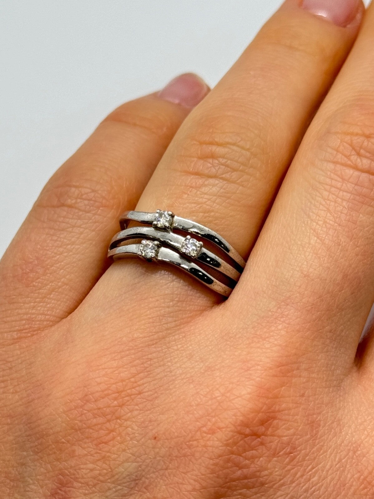 925 Sterling Silver CZ Ring Size 6