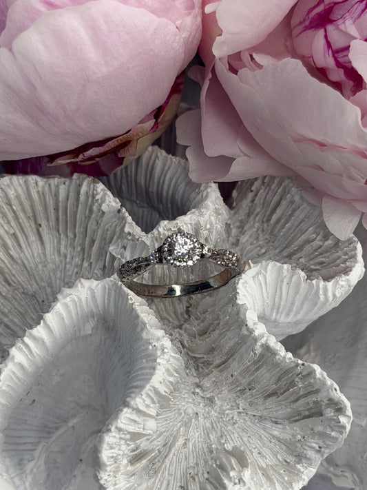 GOC 925 Sterling Silver tcw 0.50 Cz Ring Size 7
