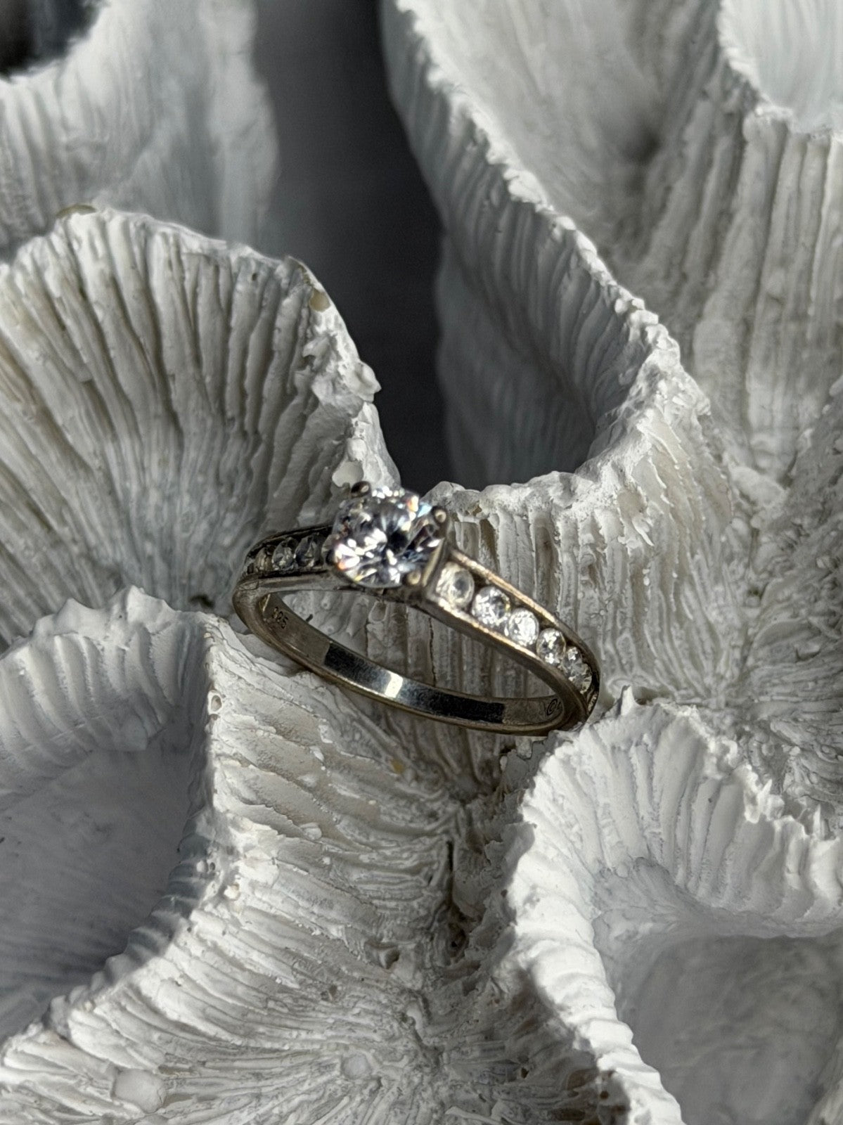 EC 925 Sterling Silver White Topaz Ring Size 7