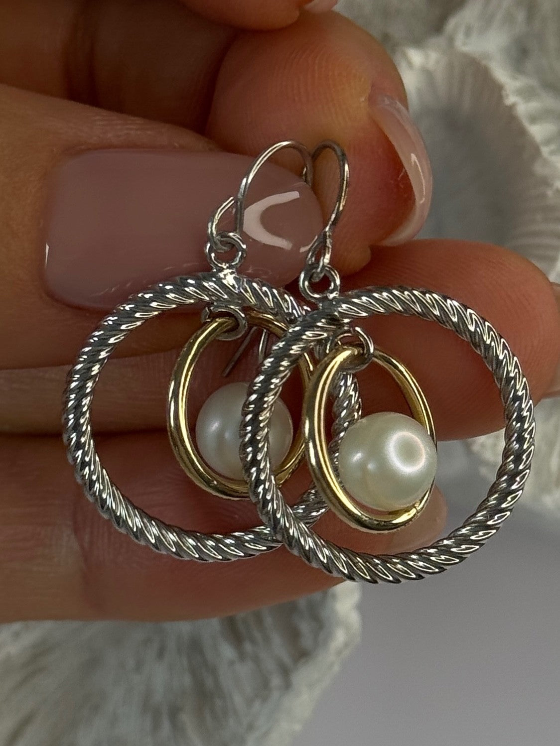 Elegant Design 925 Sterling Silver Gold Plated Part Pearl Earrings Length 1.30