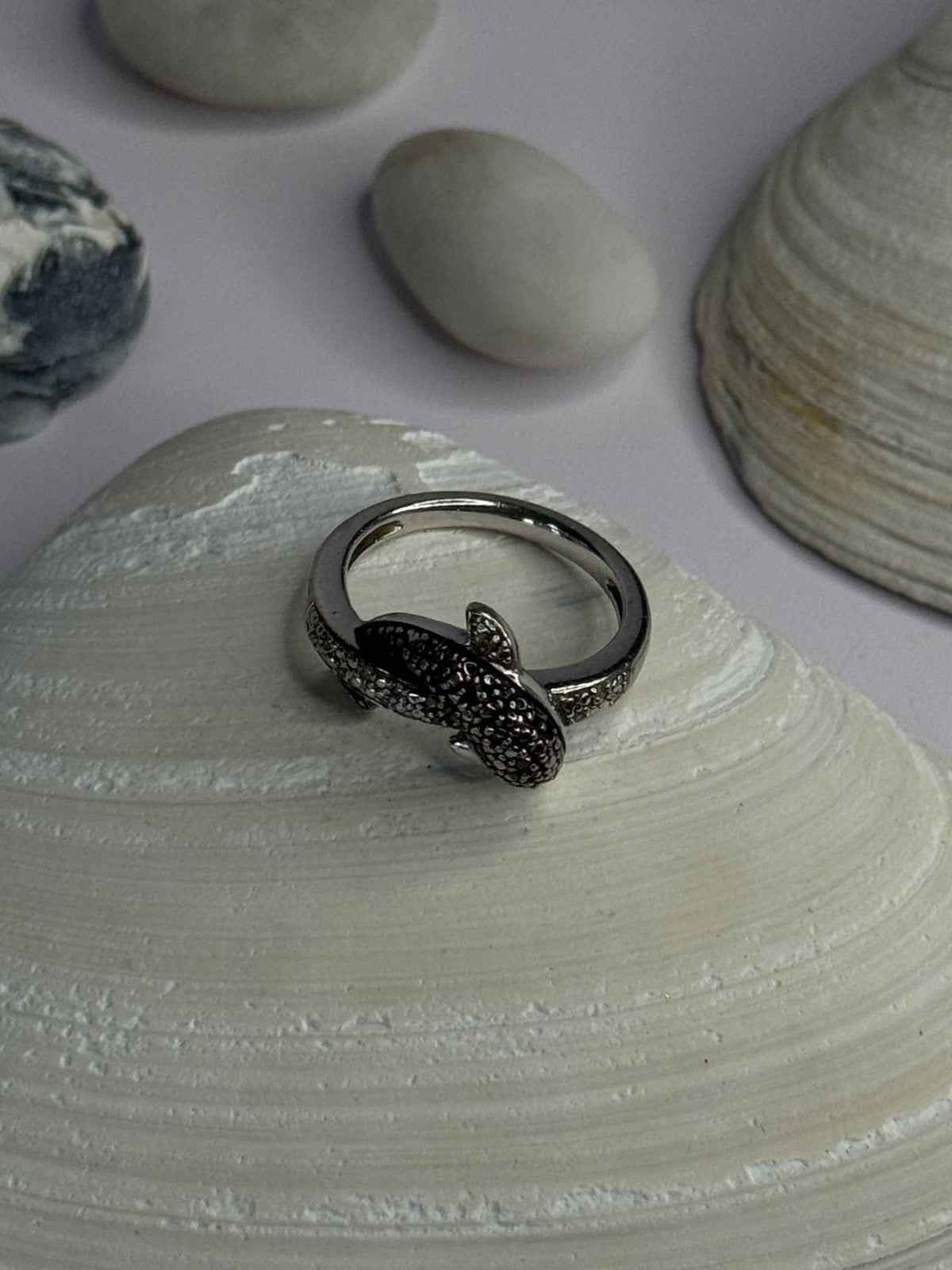 925 Sterling Silver Dolphin Diamond Ring Size 7