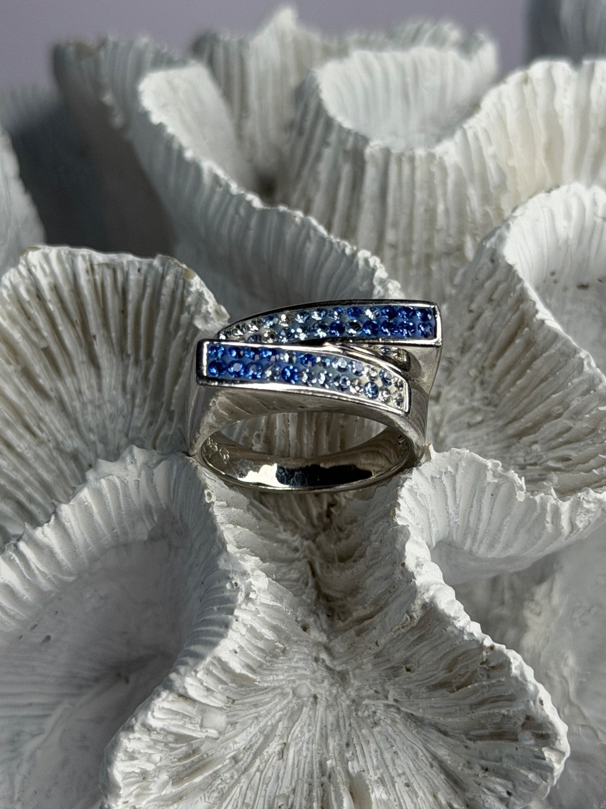 Beautiful 925 Sterling Silver Cz Ring Size 9