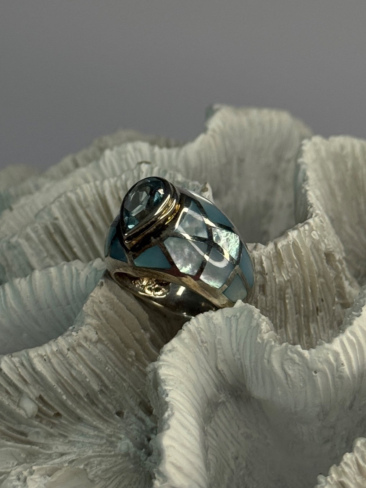 925 Sterling Silver Beautiful Blue Abalone & Topaz Ring Size 6