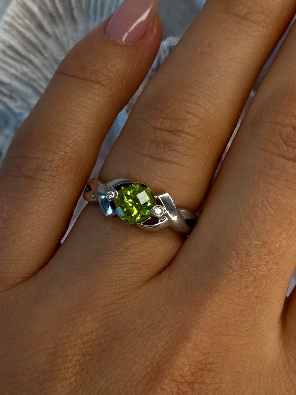 925 Sterling Silver Peridot & Beryl Ring Size 6