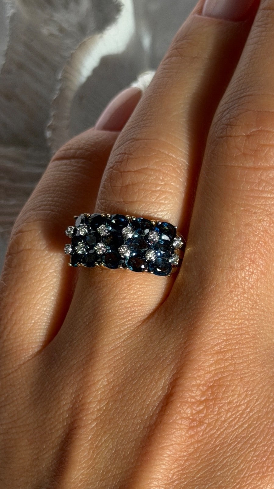 10K Yellow Gold London Blue Topaz & Diamond Ring Size 7