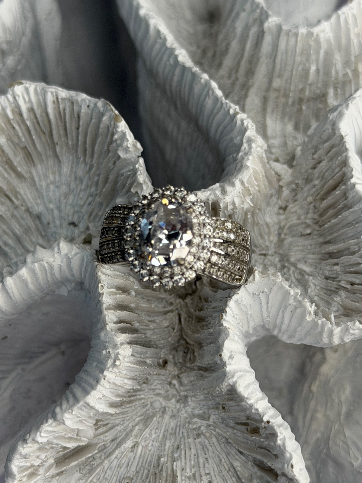 Beautiful 925 Sterling Silver Cz Ring Size 8